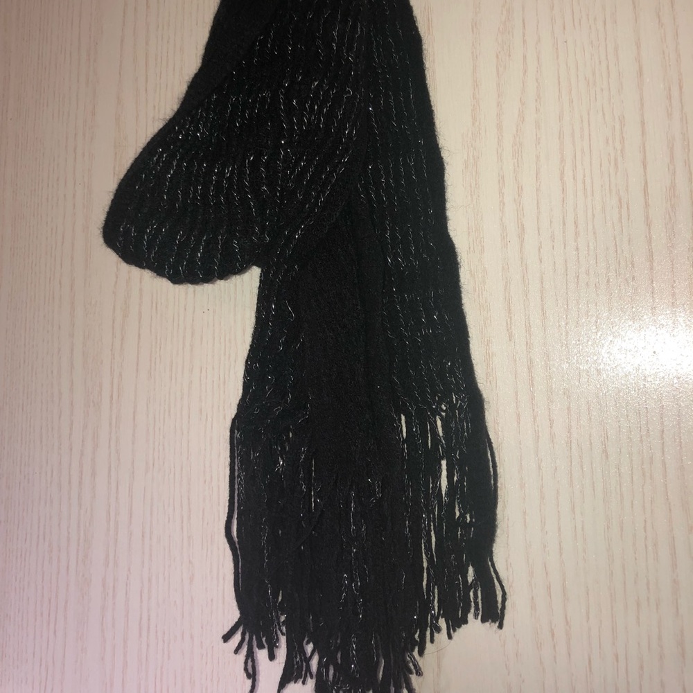 Black sparkled scarf